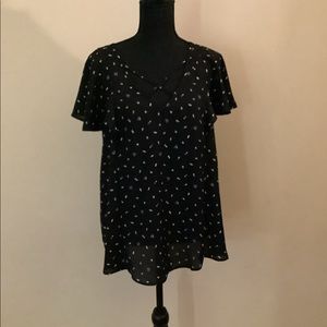 Black and White Torrid Blouse Size 00